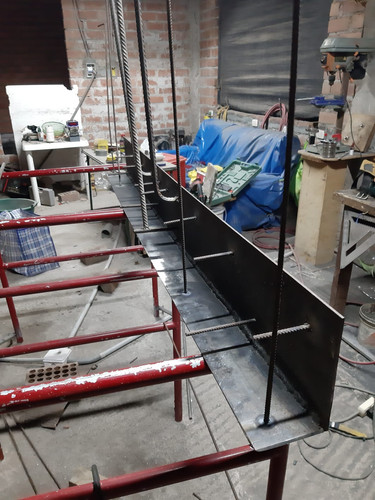 Shop Door jam 05.jpg