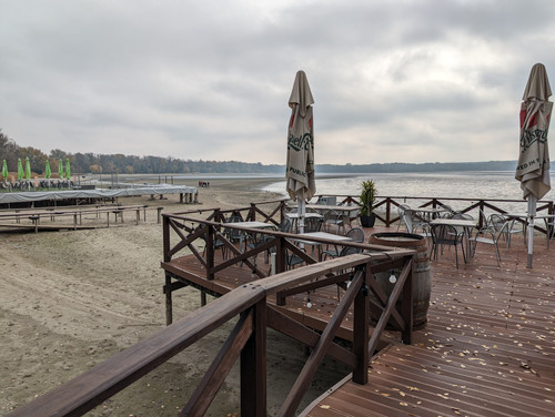 PXL 20221120 103747323.NIGHT.jpg