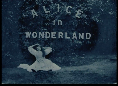 9 1903 爱丽丝漫游仙境 Alice in Wonderland.ts 20191108 224949.438.png