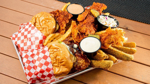 SmallPlatter Penny sHotChicken 20210706 transformed.jpg