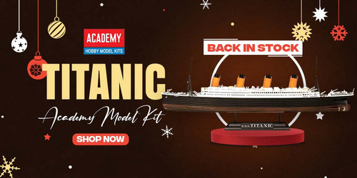 ACADEMY 1/700 RMS Titanic "Centenary Edition".jpg