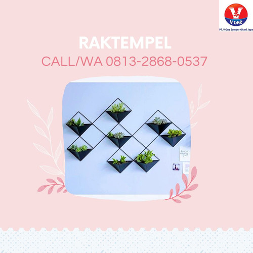Soft Pink Feminine Paket Pembersih Wajah Instagram Post.jpg