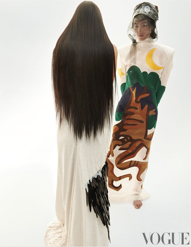 Vogue China July 2023 Sustainable Fashion Cass Bird 00001.png