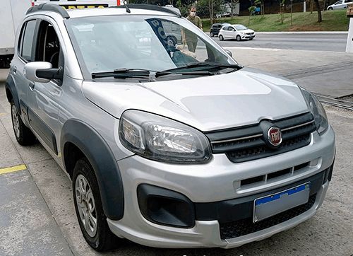 fiat uno.png