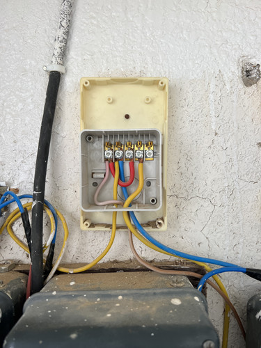 6F4FA854 2F83 445E A8DC E4192D1E7F42.jpg