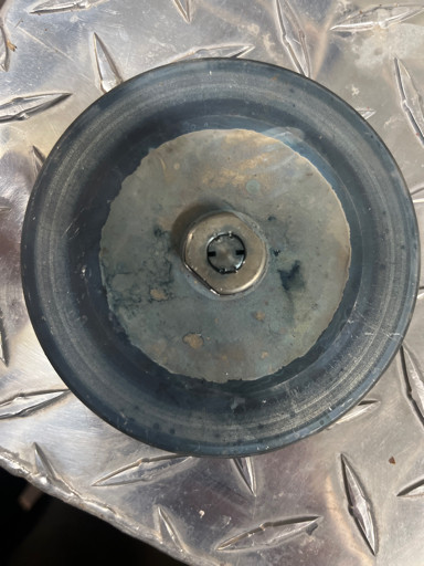 611f8193a98e.jpg