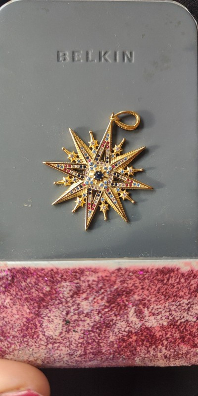 Colar Estrela Realeza em Ouro 18k e zirconias coloridas da arquetipojoias.com (1).jpg