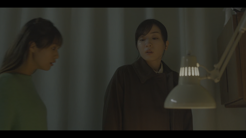 Burn.the.House.Down.S01E01.Episode.1.1080p.NF.HDR.WEB DL.DDP5.1.Atmos.H.265 GeTrEKT.mkv snapshot 14..png