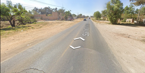 zona despoblada y edificios en construcción.png