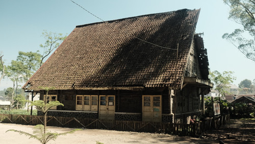 RUMAH DEPAN.jpg