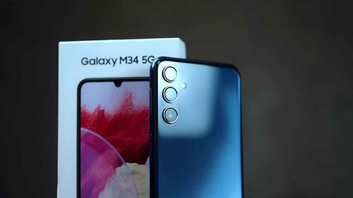 Closer Look at Samsung Galaxy M34 5G Retail Box and Rear Cameras.jpg