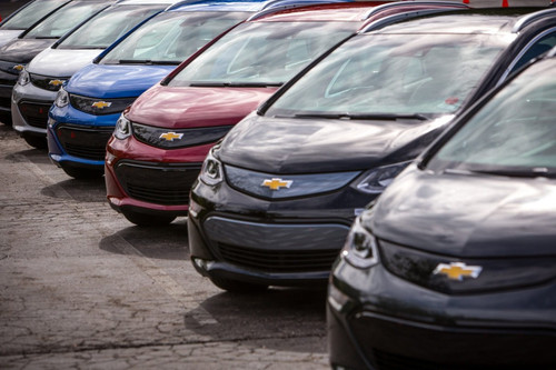 2017 Chevrolet BoltEV 027 1024x683.jpg