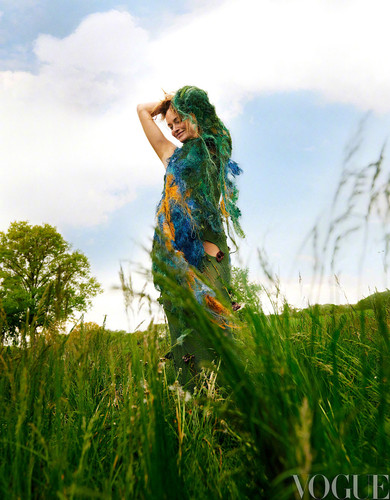 Vogue China July 2023 Sustainable Fashion Cass Bird 00023.jpg