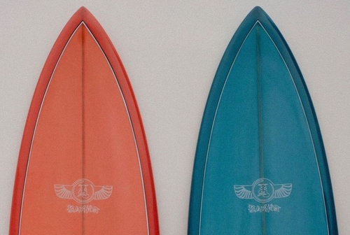 resin tint black white white.png