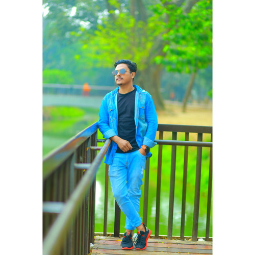 SnapPic Collage 202365213611390.jpg