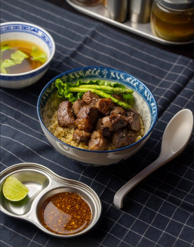 26Braised Beef Yih Sahp Luhk.jpg