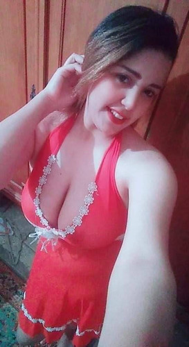 الجمال والطعامه في البنوته دي HMPps2f.md