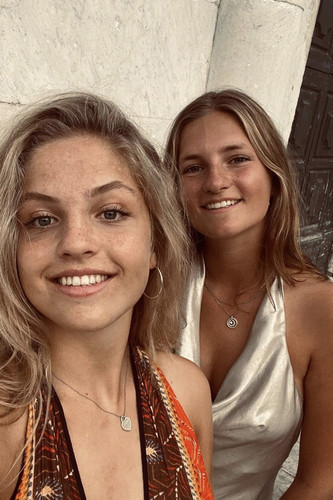 02173601 865 B 4 A1 F B5 A4 406 D167 B3 A4 B.jpg
