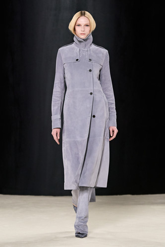 Ferragamo FW23 17.jpg