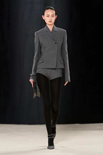 Ferragamo FW23 14
