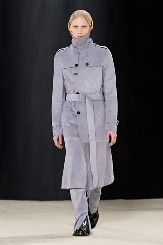 Ferragamo FW23 19.jpg
