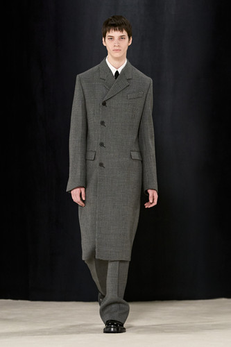 Ferragamo FW23 13.jpg