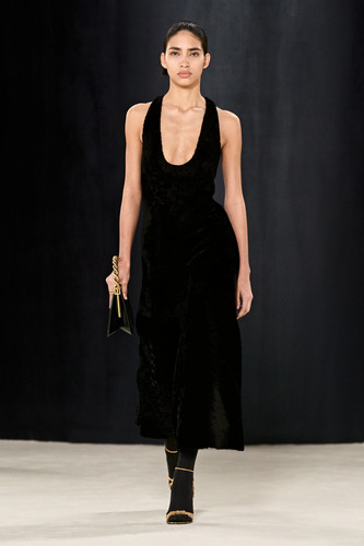 Ferragamo FW23 56.jpg