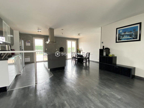 ag314415 376712041 photos.ubiflow.net 314415 376712041 photos 5.jpg