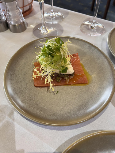 Smoked salmon, horseradish Chantilly, caper & shallot dressing.jpg