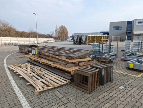 PXL 20230224 080727261.jpg