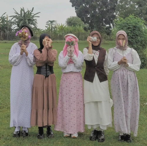 cottagecore aesthetic hijab.jpg