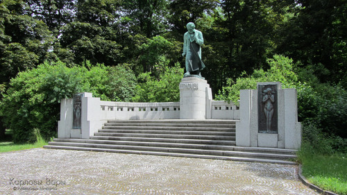103.jpg