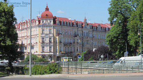050.jpg