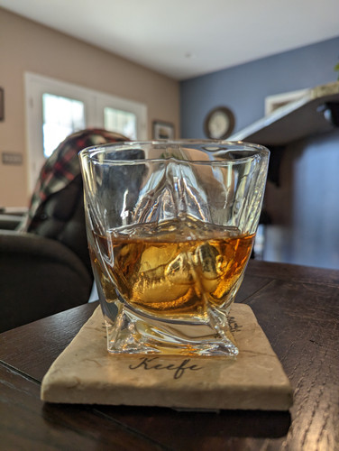 PXL 20230328 215133858