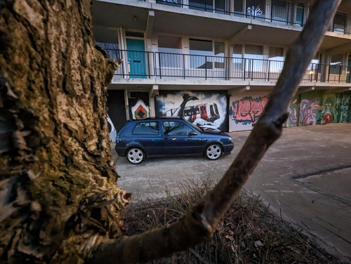 PXL 20230314 181101162.MP.jpg