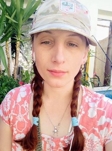 predator even tho woman child pred irina 'greenadiss' from Chernivtsi.jpg