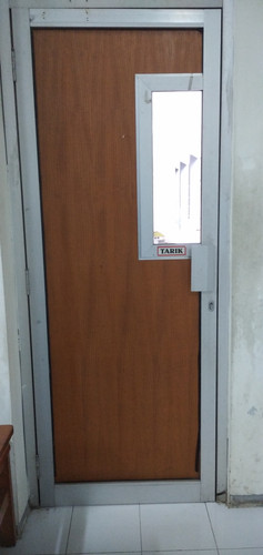 Pintu 2 Ruang 101.jpg