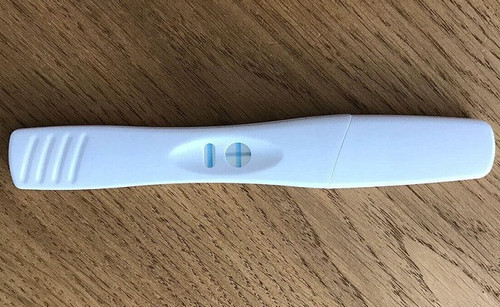 Zwangerschapstest positief2.jpg