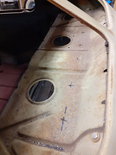 parcel shelf before.jpg