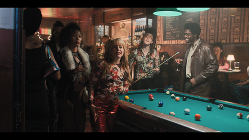 Up.Here.S01E01.Lindsay.1080p.HULU.WEB DL.DDP5.1.H.264 GeTrEKT.mkv snapshot 18.11 [2023.03.24 13.15.1.png