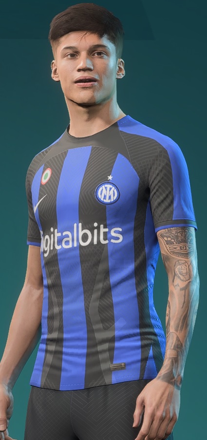 Joachim Correa arms.1