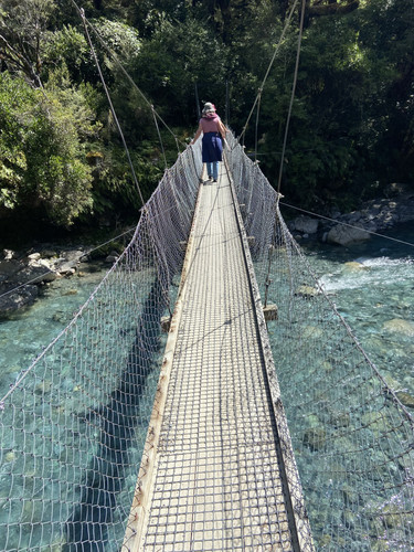 DBE21C57 05E5 48E5 B409 A7034A7A00C4.jpg