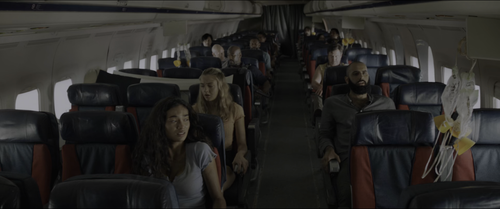 Plane.2023.2160p.Pad HDR.UHD.BluRay.AAC.x265 10bit HDSPad.mp4 20230406 220138.912.png