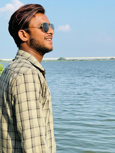 81557247 CA9C 400D 96E6 3B72FD5C047C.jpg