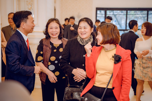  LMH0835.jpg