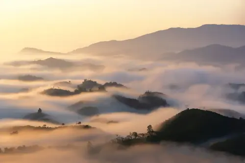 cloud 7890229 1280.webp