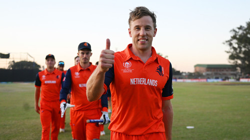 Logan van Beek the super hero of super over.jpg