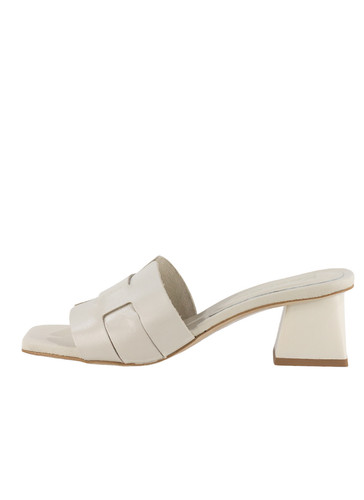 31505 2 PhotoRoom.jpg