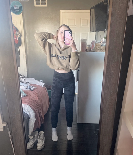 CEA77592 ED49 415C 8686 F2A152900AE9.png