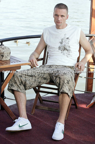 Sport Fudbal Ivan Randjelovic golman Crvena Zvezda Nike 583x880 004269.jpg